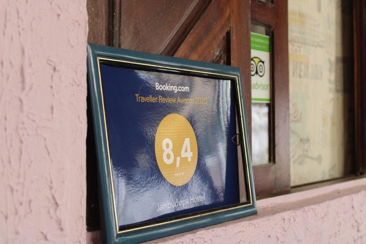 Jambudvipa Hostel Natal Bagian luar foto